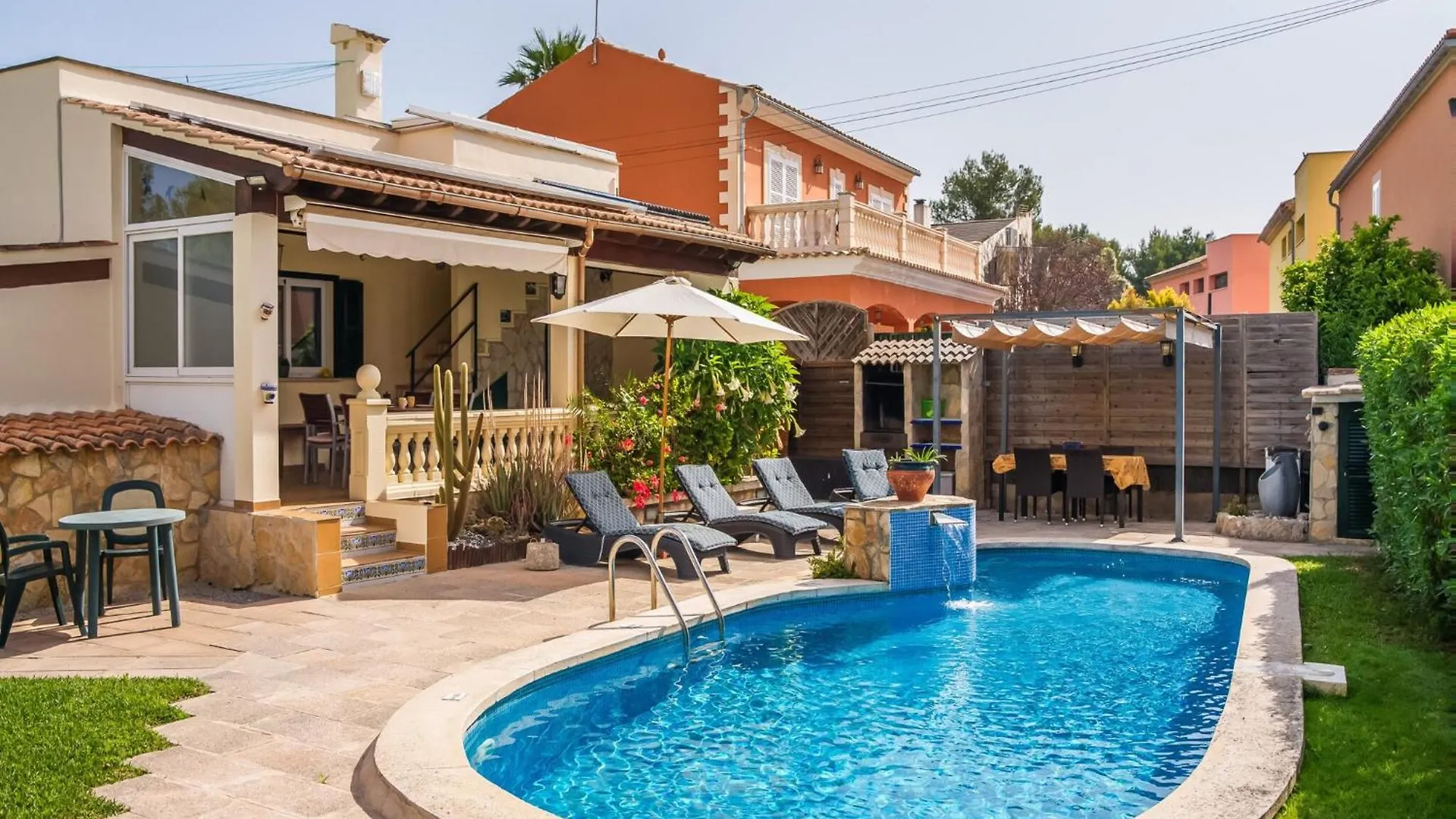 Pet-Friendly Holiday Home Near Beach Alcúdia